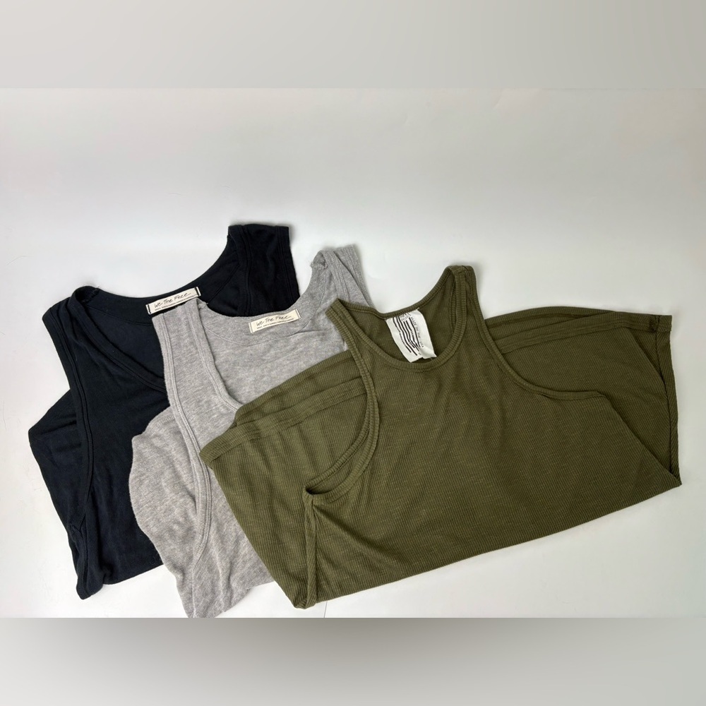 We The Free Tank Top Bundle Size Small
